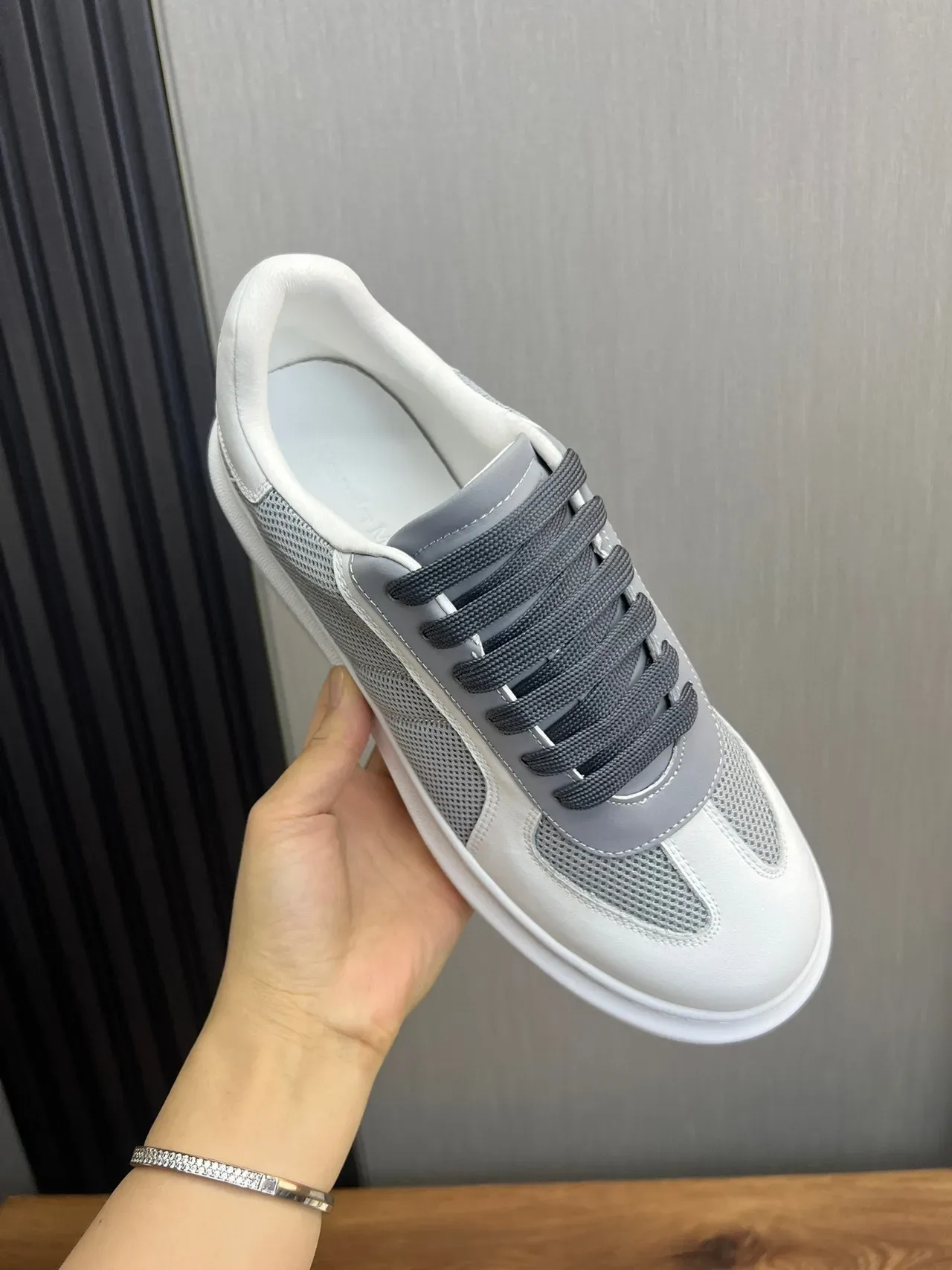 Alexander McQueen White Gray Oversized Platform Sole Mesh And Smooth Leather Paneling Lifestyle Sneakers 4