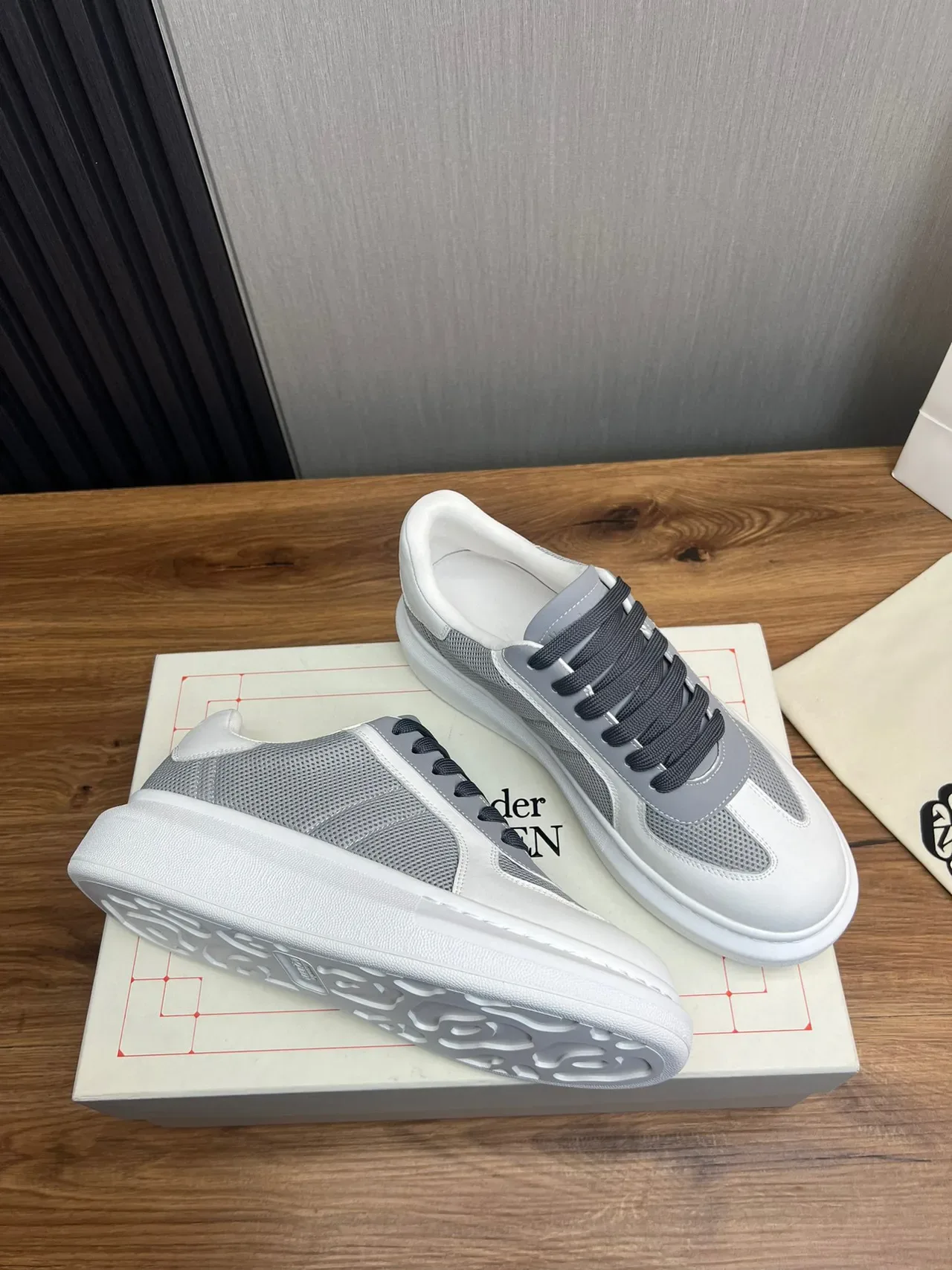 Alexander McQueen White Gray Oversized Platform Sole Mesh And Smooth Leather Paneling Lifestyle Sneakers 5