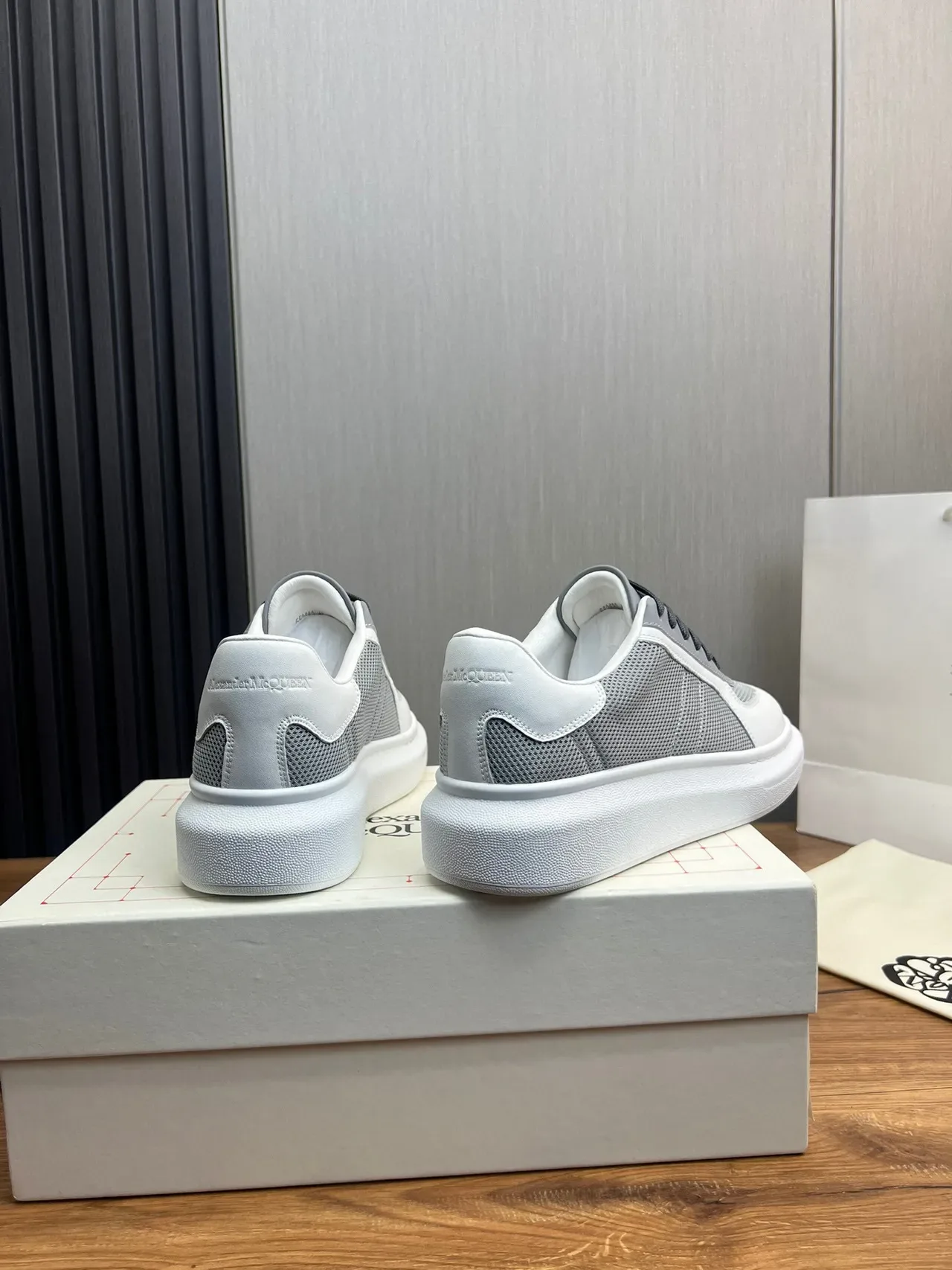 Alexander McQueen White Gray Oversized Platform Sole Mesh And Smooth Leather Paneling Lifestyle Sneakers 7