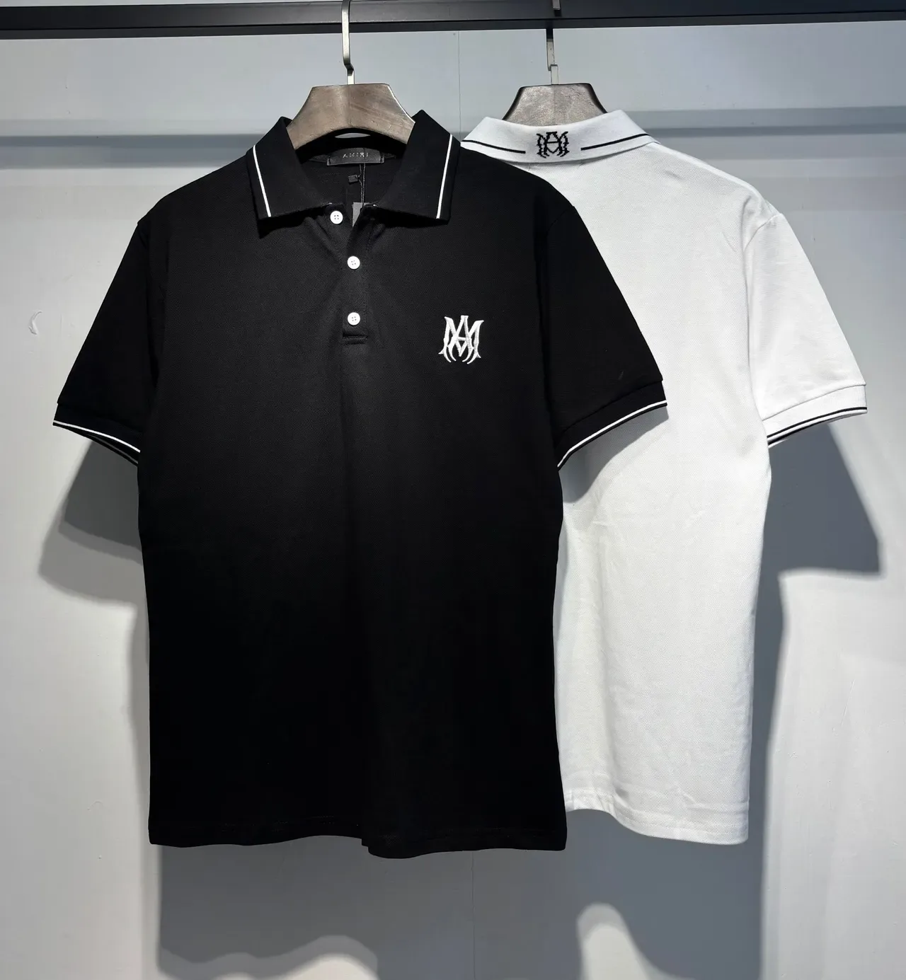 Camiseta Polo Amiri Monogram Preto Branco Embroidered Contrast Piping 5