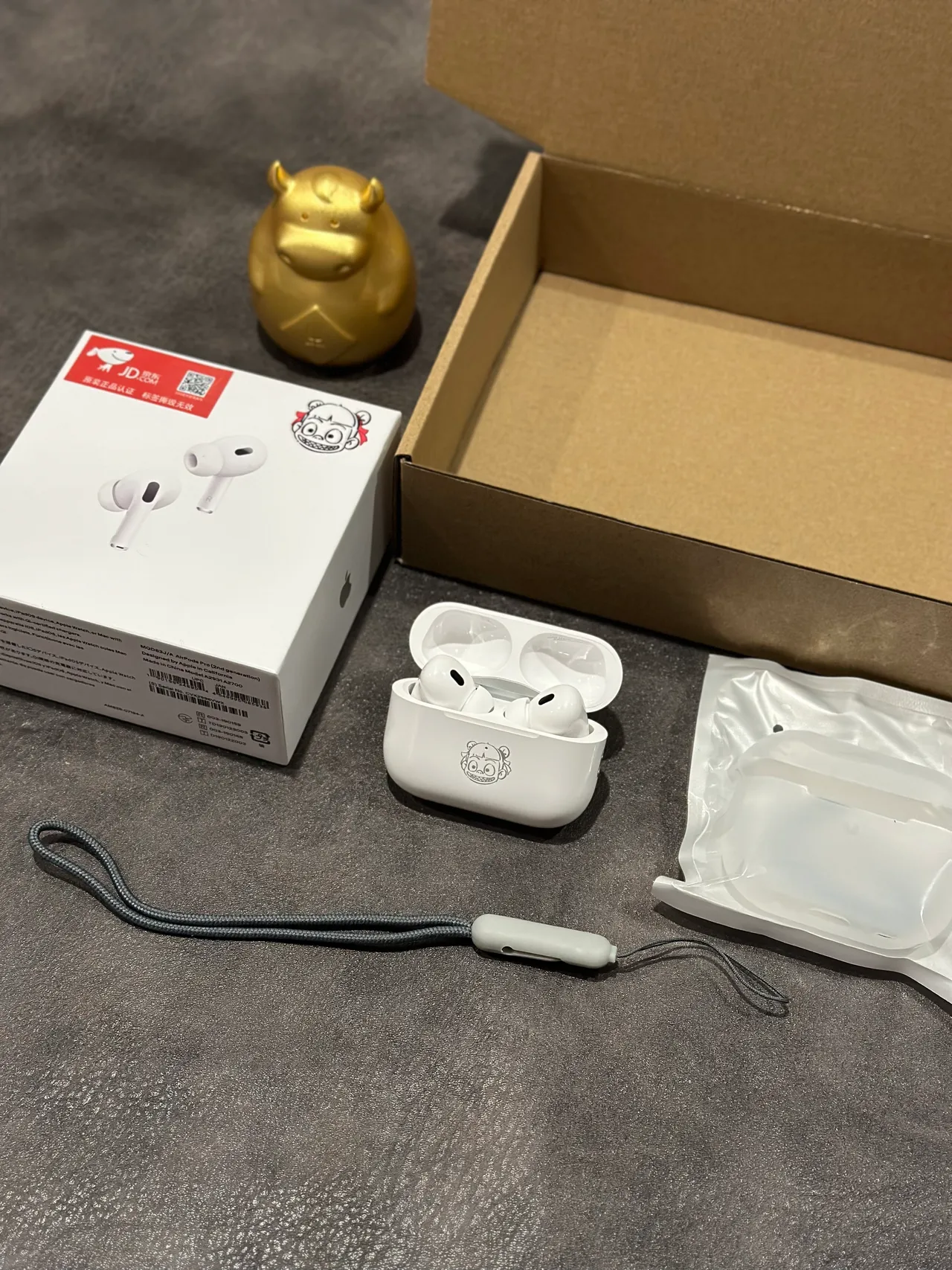 Apple AirPods White Stem-Style Matte Finish TWS Earbuds 7