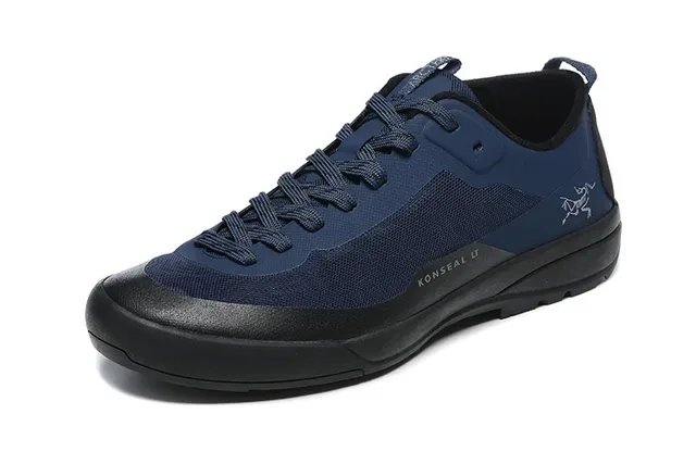 Arc'teryx Konseal LT أسود سكينرز لايف ستايل 3