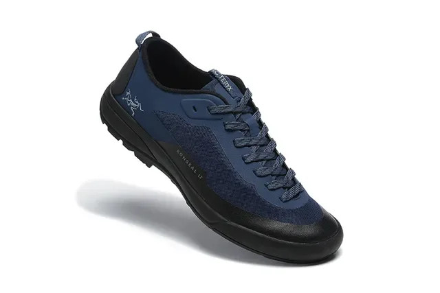 Arc'teryx Konseal LT أسود سكينرز لايف ستايل 5