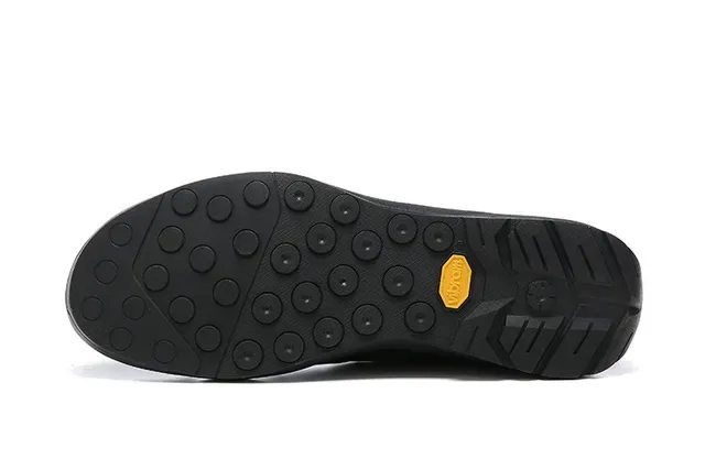 Arc'teryx Konseal LT أسود سكينرز لايف ستايل 13
