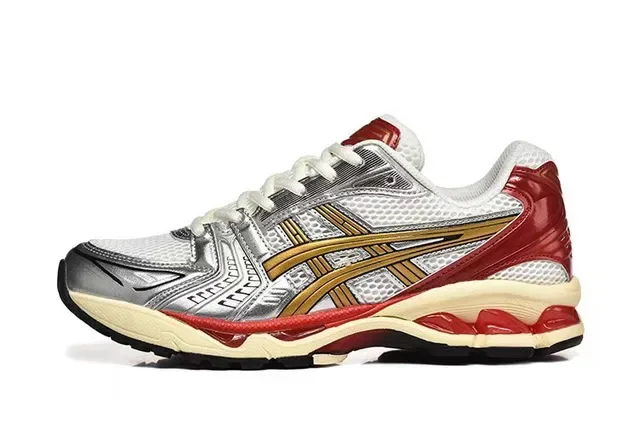 ASICS Chaussures de course Rouge Argent Maille Supérieure Overlay Métallique 2