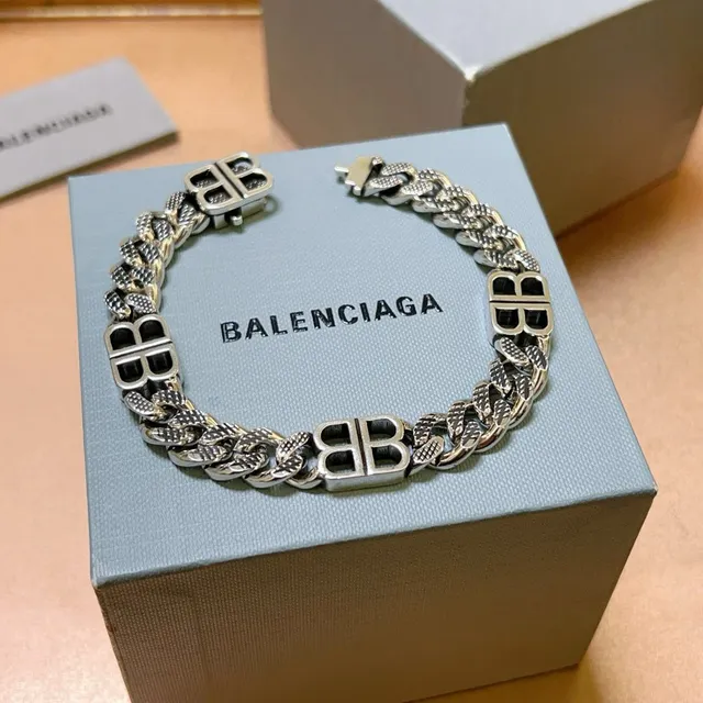 Balenciaga BB Chain 银黑 粗 Curb-Link 抛光金属 手链 2