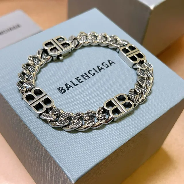 Balenciaga BB Chain 银黑 粗 Curb-Link 抛光金属 手链 3
