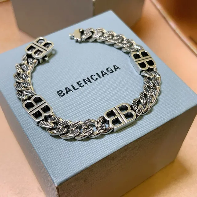 Balenciaga BB Chain 银黑 粗 Curb-Link 抛光金属 手链 5