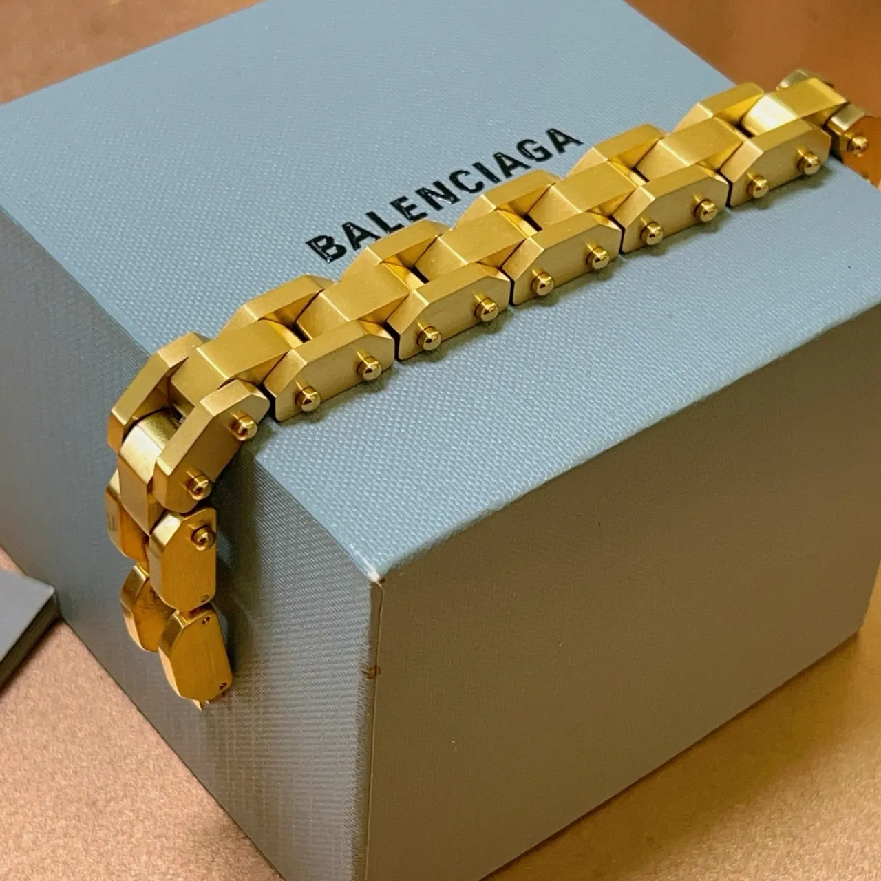 Balenciaga Chunky Articulated Gold-Tone Metal Bracelet 2