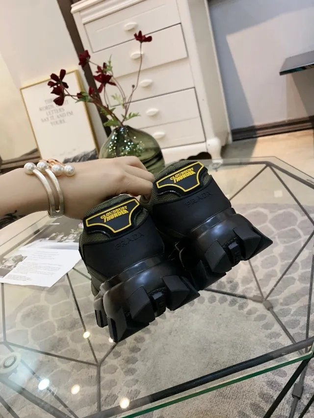 Balenciaga Defender Verde Oliva Zapatillas Chunky 4