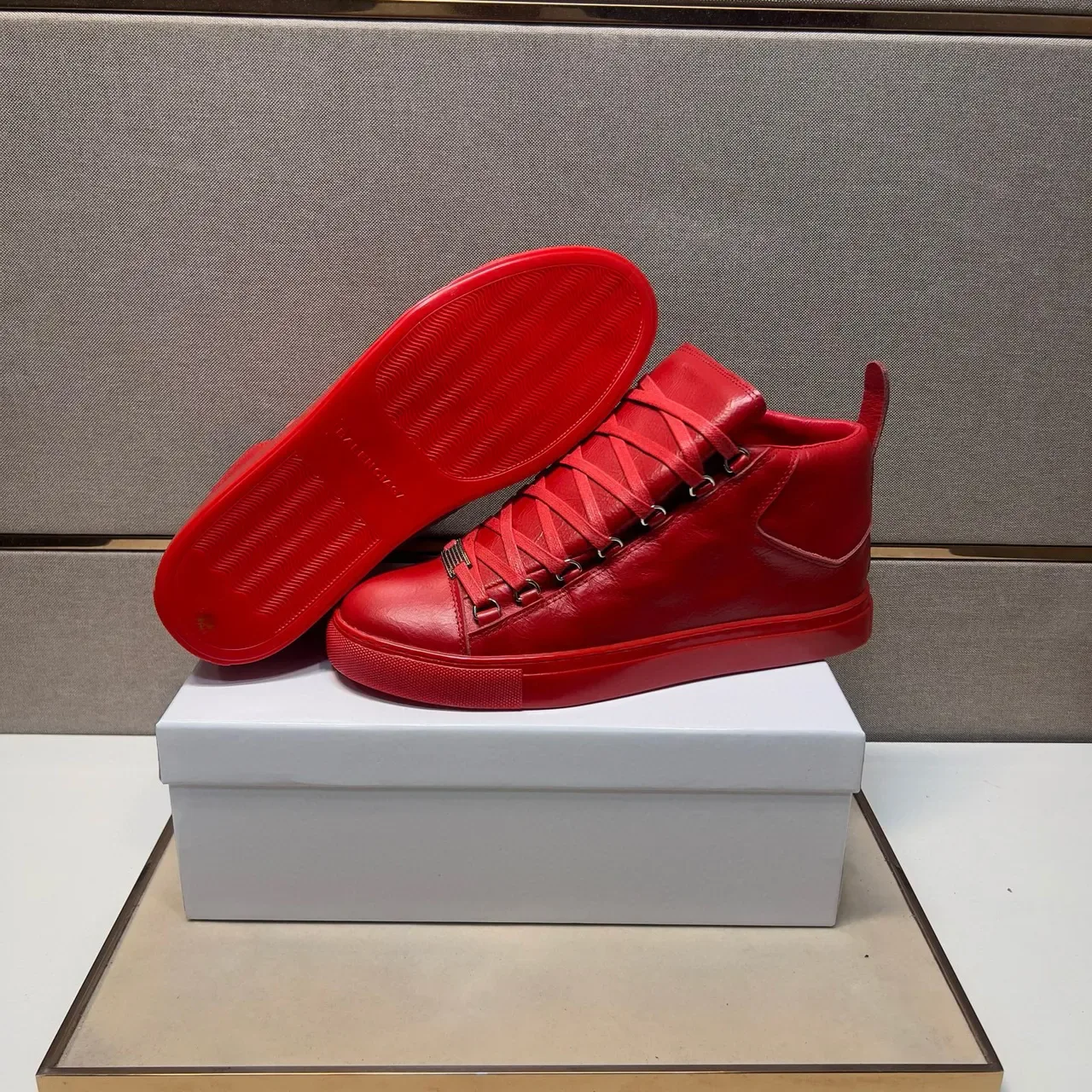 Balenciaga Le Cagole Red High-Top Lifestyle Sneakers 8