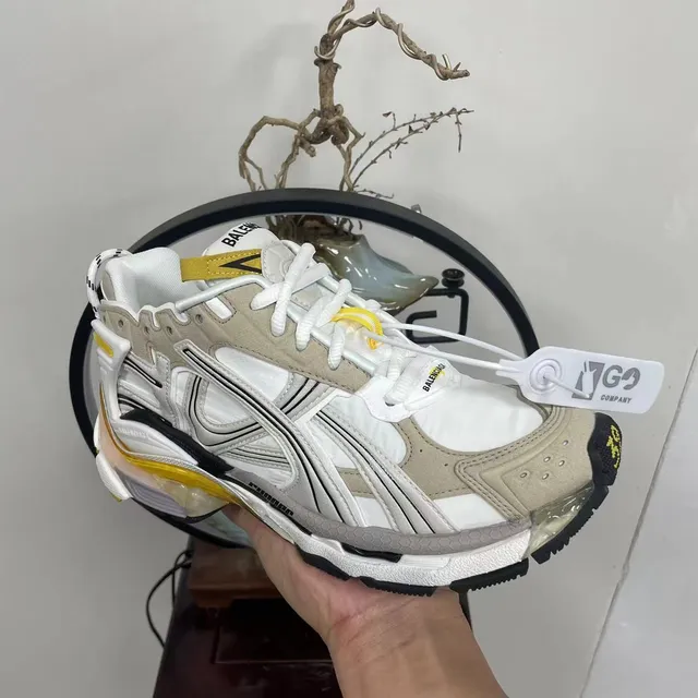 Balenciaga Runner White Beige Yellow Chunky Sneakers 9