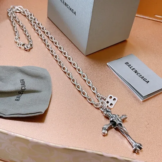 Balenciaga Silver Gray Sculpted Bone Cross Pendant Chunky Patterned Link Chain Necklace 9