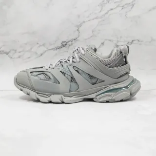 Balenciaga Track Trainer Tênis chunky cinza claro