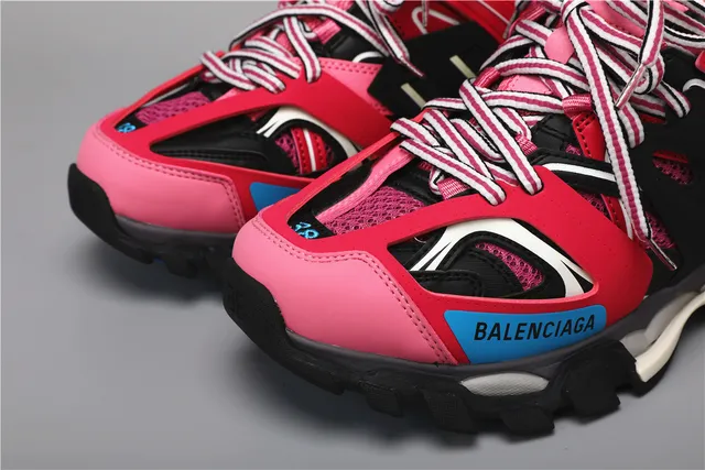 Balenciaga Track Trainer rosa negro azul chunky sneakers 4
