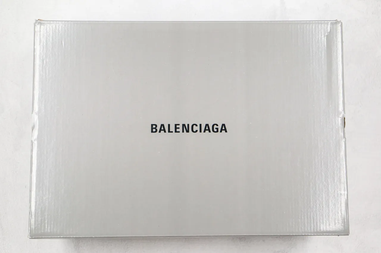 Balenciaga Triple S Sneakers Noires et Off-White Chunky 10