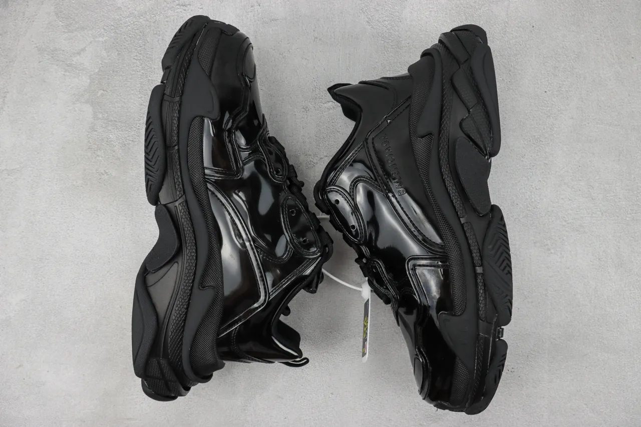 Balenciaga Triple S Baskets chunky noirs brillants 2