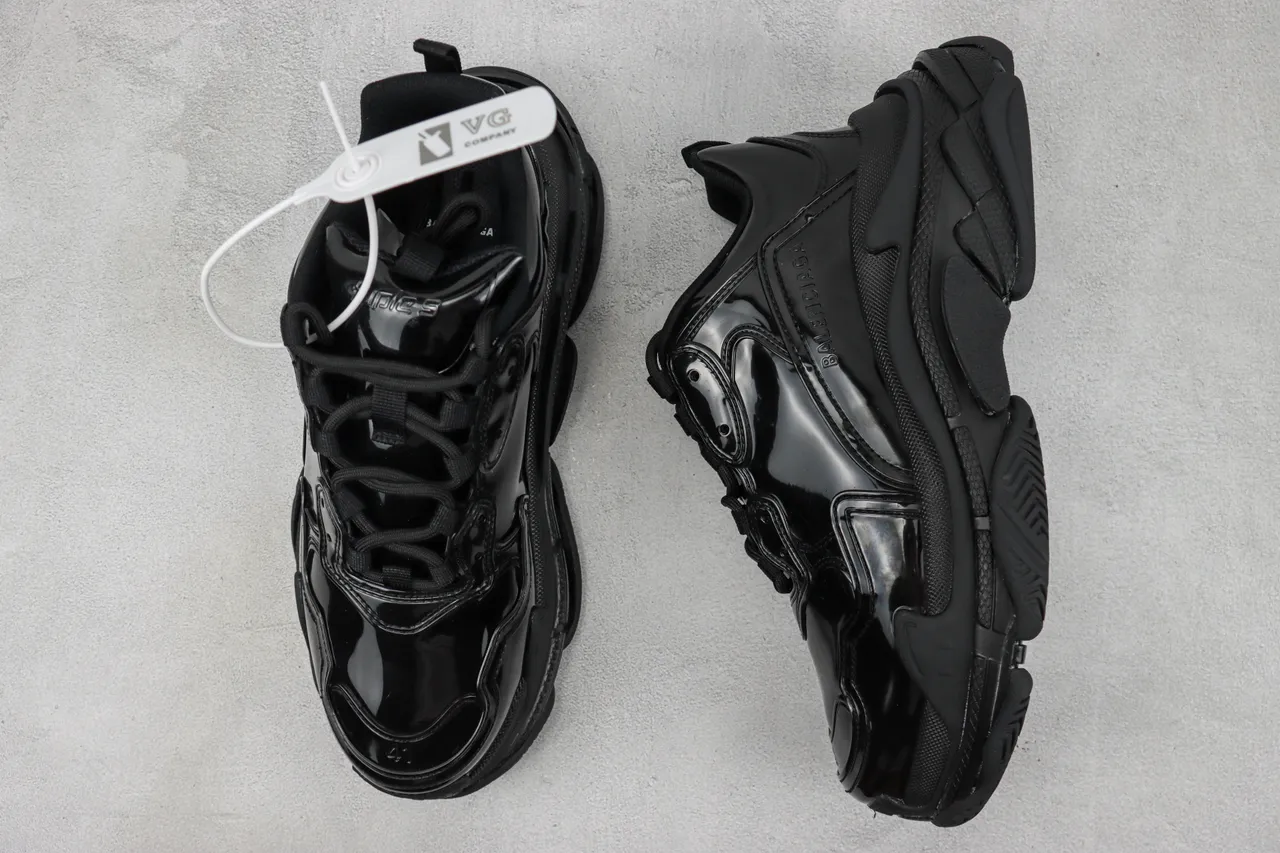 Balenciaga Triple S Baskets chunky noirs brillants 3