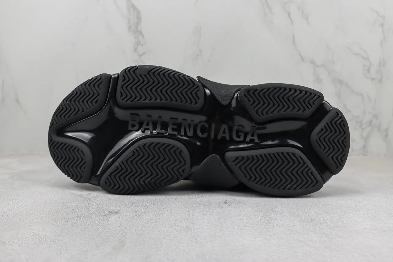 Balenciaga Triple S Baskets chunky noirs brillants 8