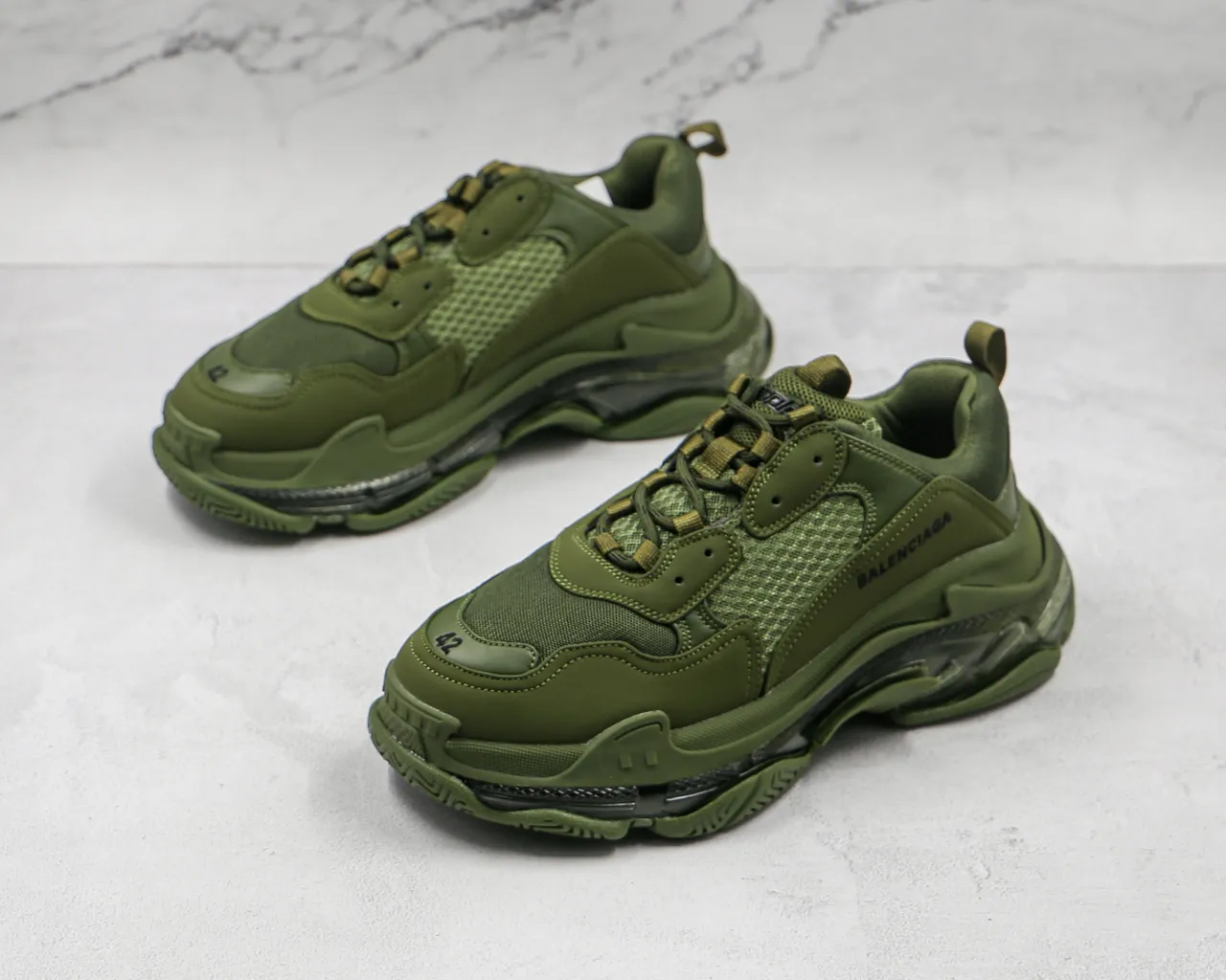 Balenciaga Triple S Verde Oliva zapatillas de suela gruesa 7