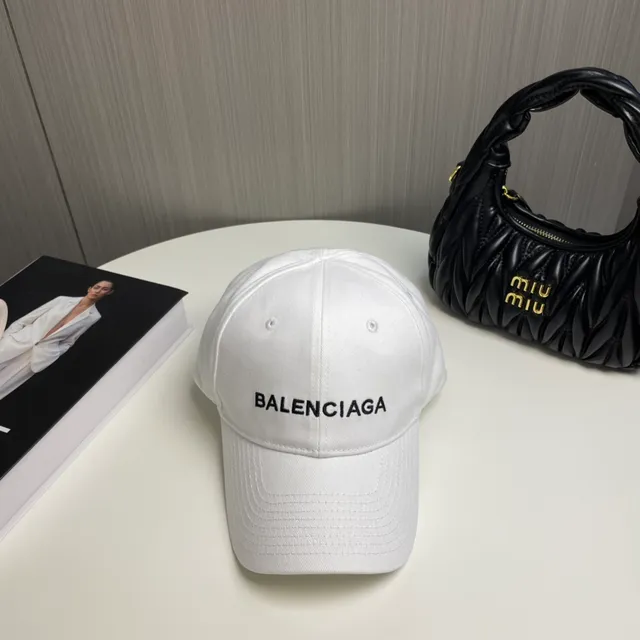 Balenciaga Boné de beisebol branco preto estruturado com seis painéis e logo bordado 3