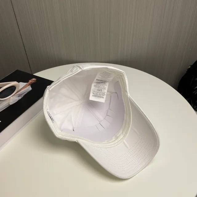 Balenciaga Boné de beisebol branco preto estruturado com seis painéis e logo bordado 8