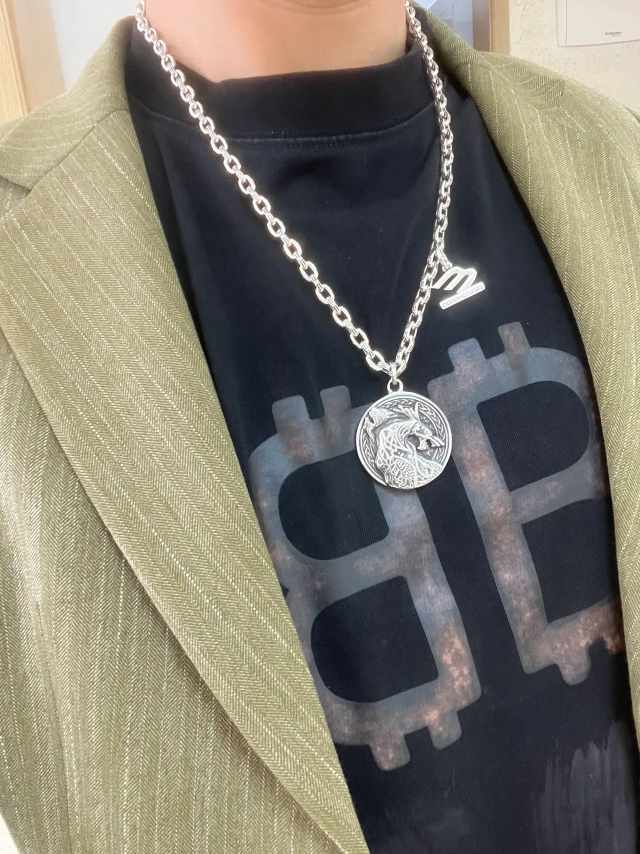 Balenciaga Wolf Medallion colar corrente prata 8