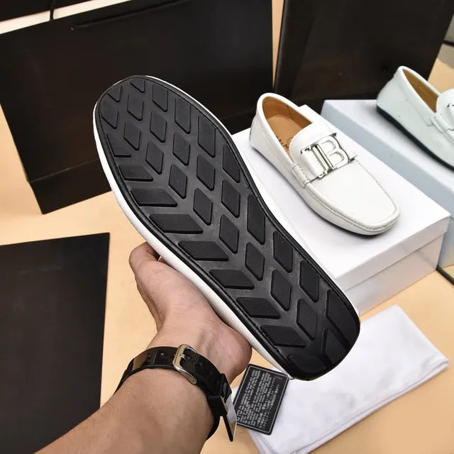 Balmain B-Court 白银 粒面皮革 金属扣 乐福鞋 5