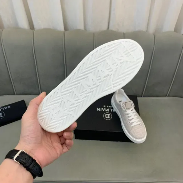 Balmain Beige Blanco Monogramado Upper Low-Top Lifestyle Zapatillas 2