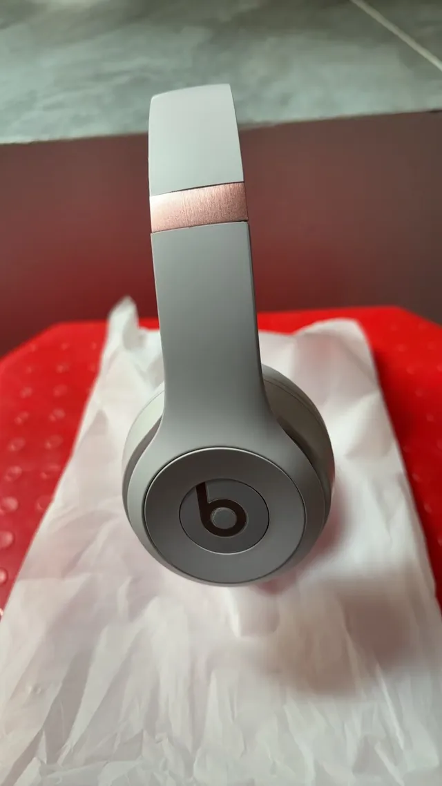 Beats Black Blue Matte Finish Circular Earcups Over-ear Headphones 4