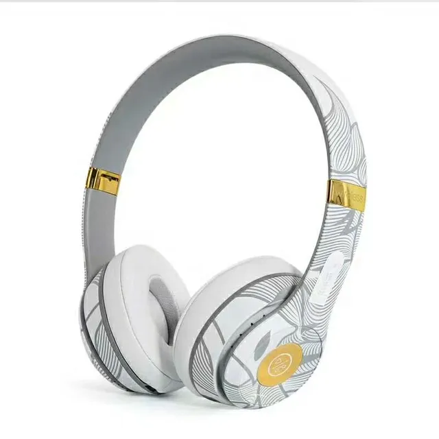 Beats Solo³ Wireless Nova Edição Especial de Ano Novo Fones de ouvido over-ear 11