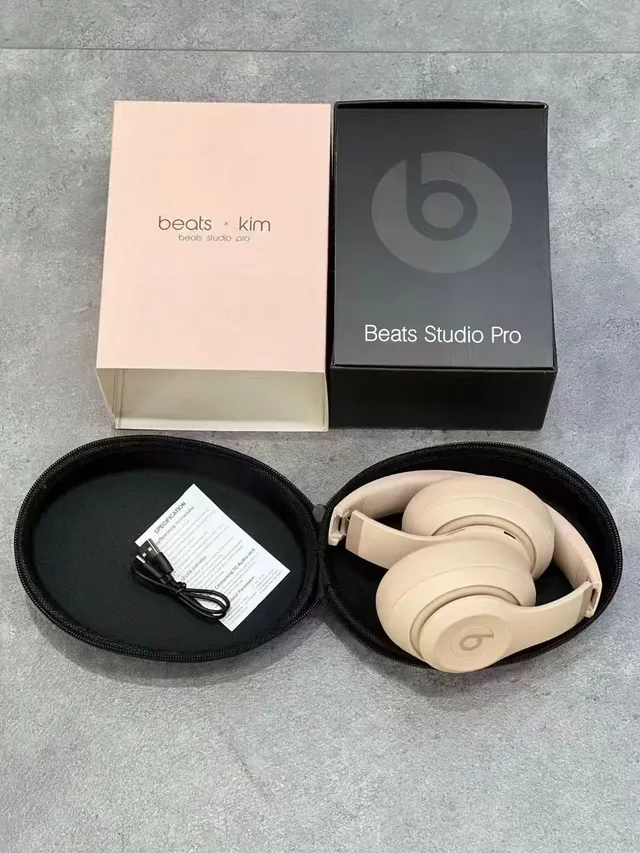 Beats x Kim Studio Pro 头戴式耳机 5