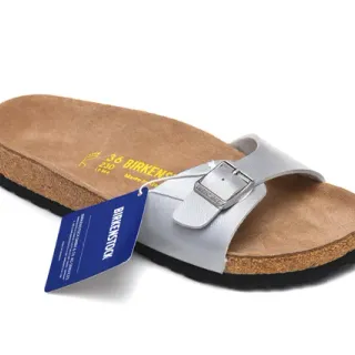 Birkenstock Arizona धातुका चांदी का आरामदायक सैंडल