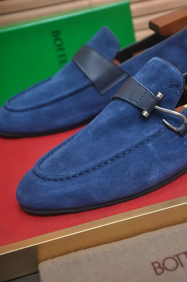 Bottega Veneta Andiamo Mocasines de Ante Azul Horsebit 3