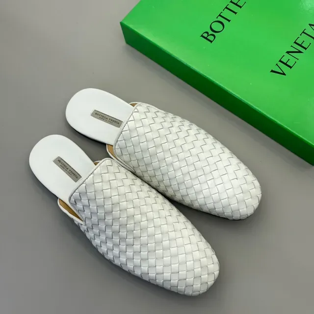 Bottega Veneta Andiamo Mocassins Blancs Intrecciato Tissé 2