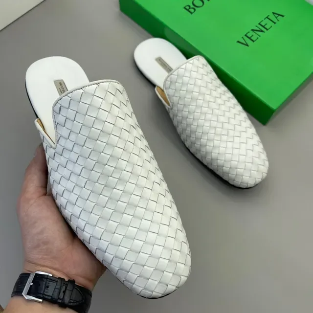 Bottega Veneta Andiamo Mocassins Blancs Intrecciato Tissé 3