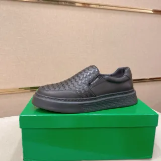 Bottega Veneta Cassette কালো বুনন Intrecciato চামড়া Slip-On Construction লোয়ারফার
