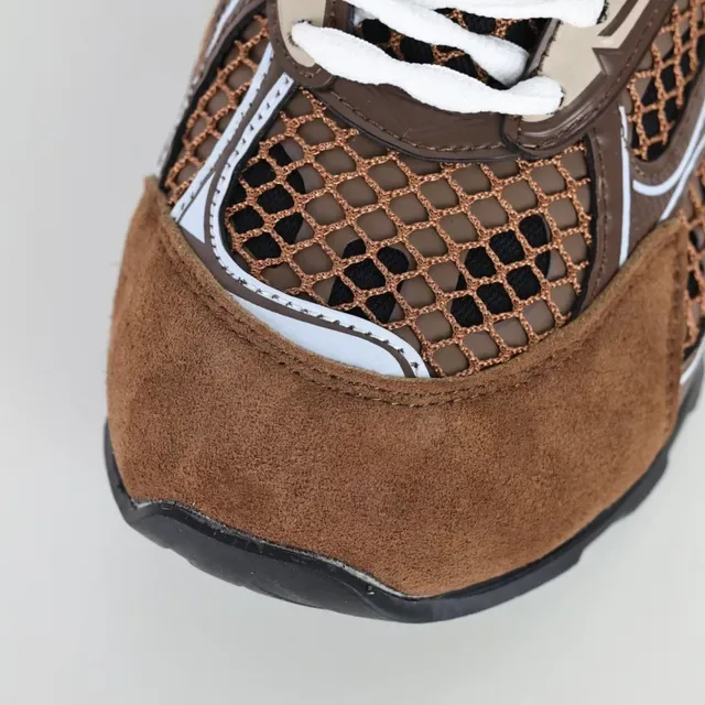 Bottega Veneta Cassette Zapatillas Lifestyle Marrón Malla y Ante 5