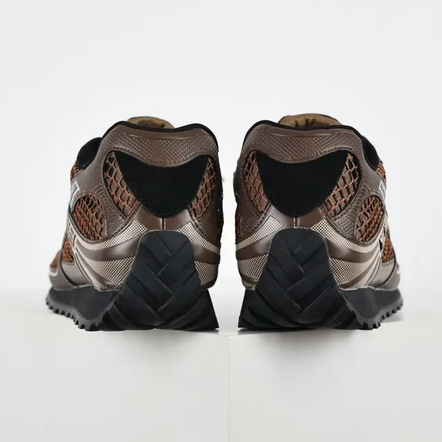 Bottega Veneta Cassette Zapatillas Lifestyle Marrón Malla y Ante 8