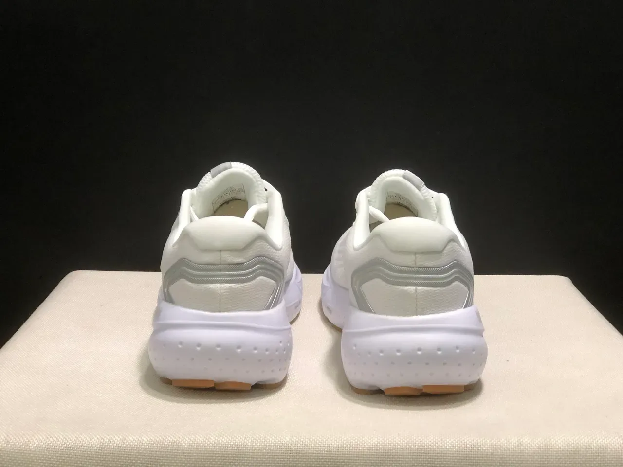 Brooks Glycerin أحذية الجري أبيض وجوم 4