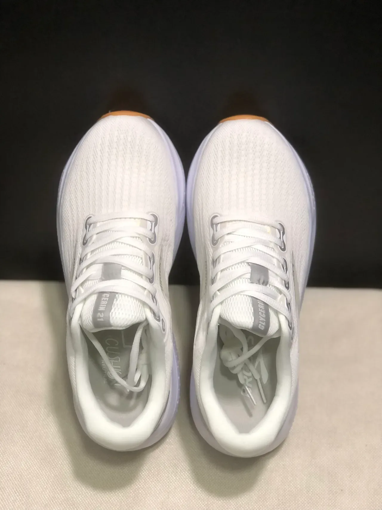 Brooks Glycerin أحذية الجري أبيض وجوم 5