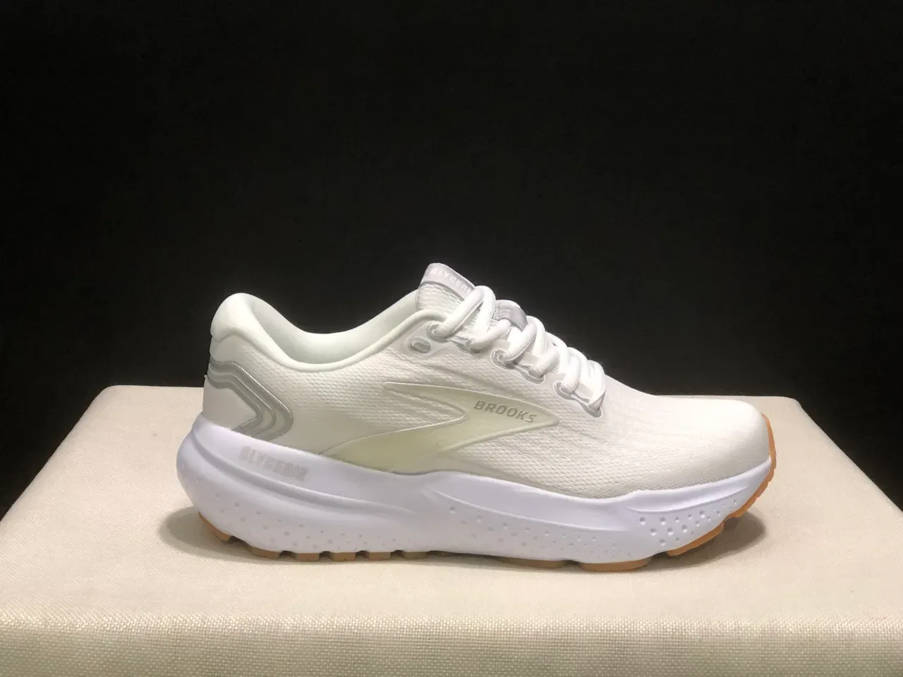 Brooks Glycerin أحذية الجري أبيض وجوم 8