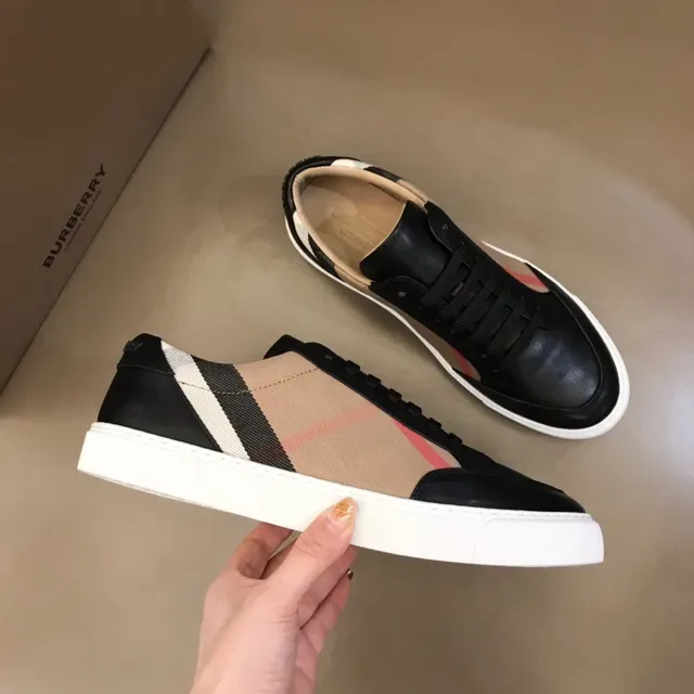 Burberry 黑米色低帮皮革和格纹生活方式运动鞋 6