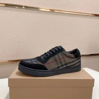 Burberry أحذية رياضية نمط حياة أسود بيج شبكة علوية سويد أوفرليه
