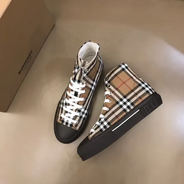 Burberry House Check হাই টপ স্নিকার বেইজ কালো প্লেইড ক্যানভাস লাইফস্টাইল স্নিকার 8