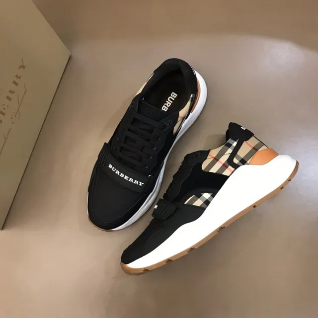 Burberry Knight tênis chunky pretos e xadrez 8