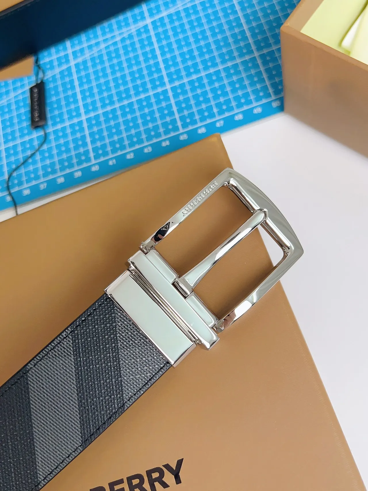 Burberry Knight Charcoal House Check Leather Belt 7
