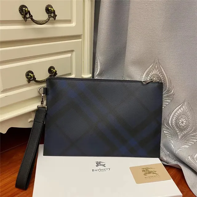 Burberry Knight নেভি চেক লেফাফা ক্লাচ 6