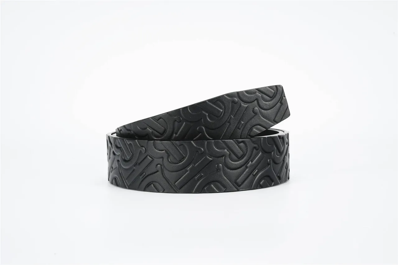 Burberry Monogram কালো চামড়ার বেল্ট 3