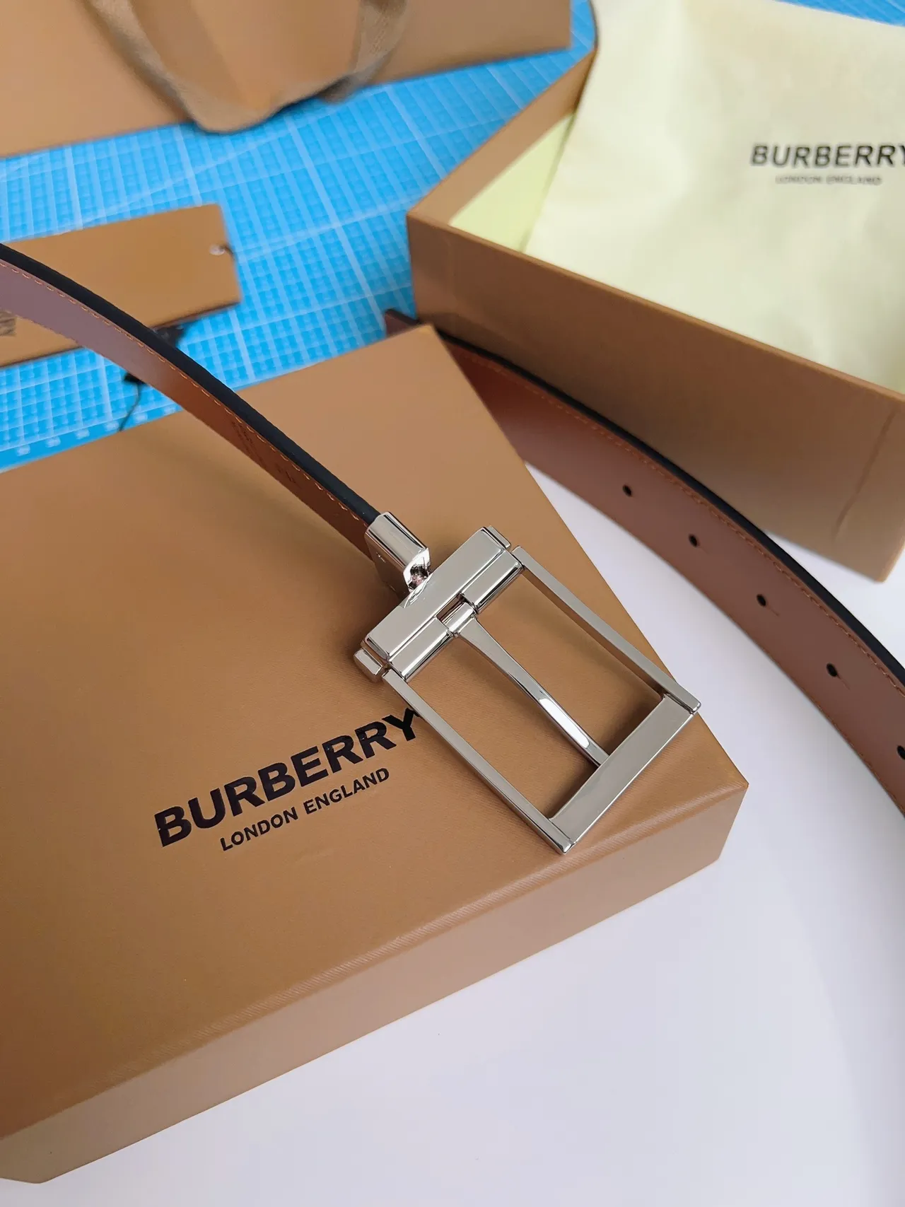 Burberry Reversible Buckle Black Pebbled Leather Belt 2